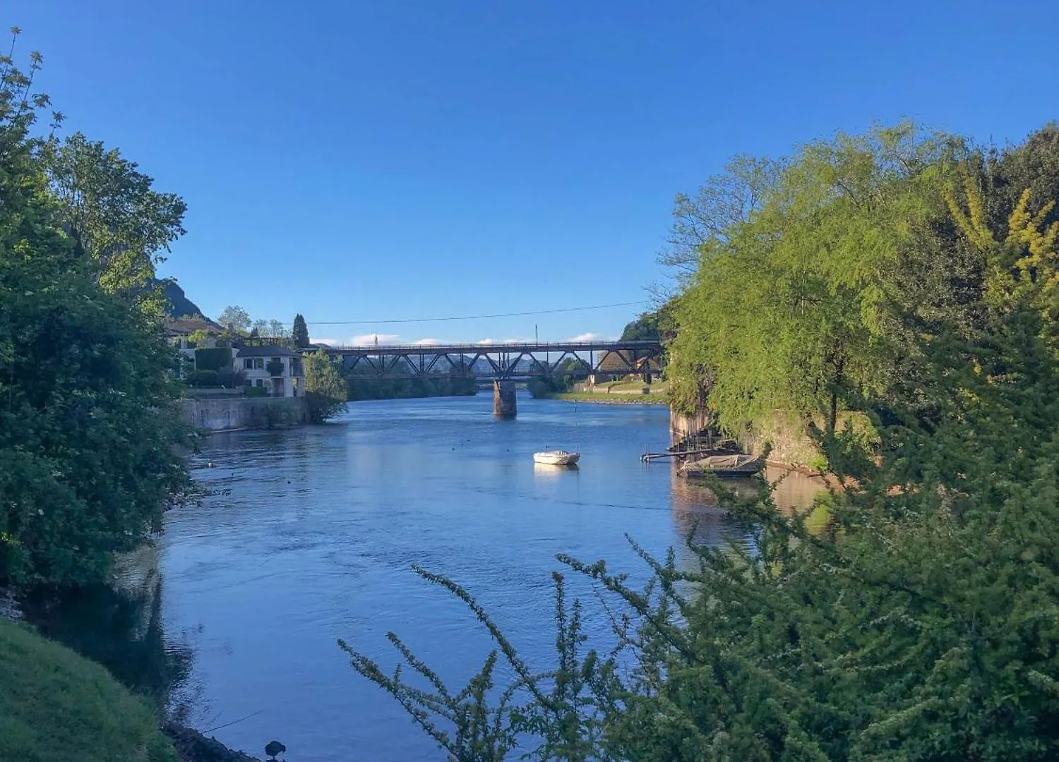 Welcomely - Ponte Vecchio Family Apartment Lecco