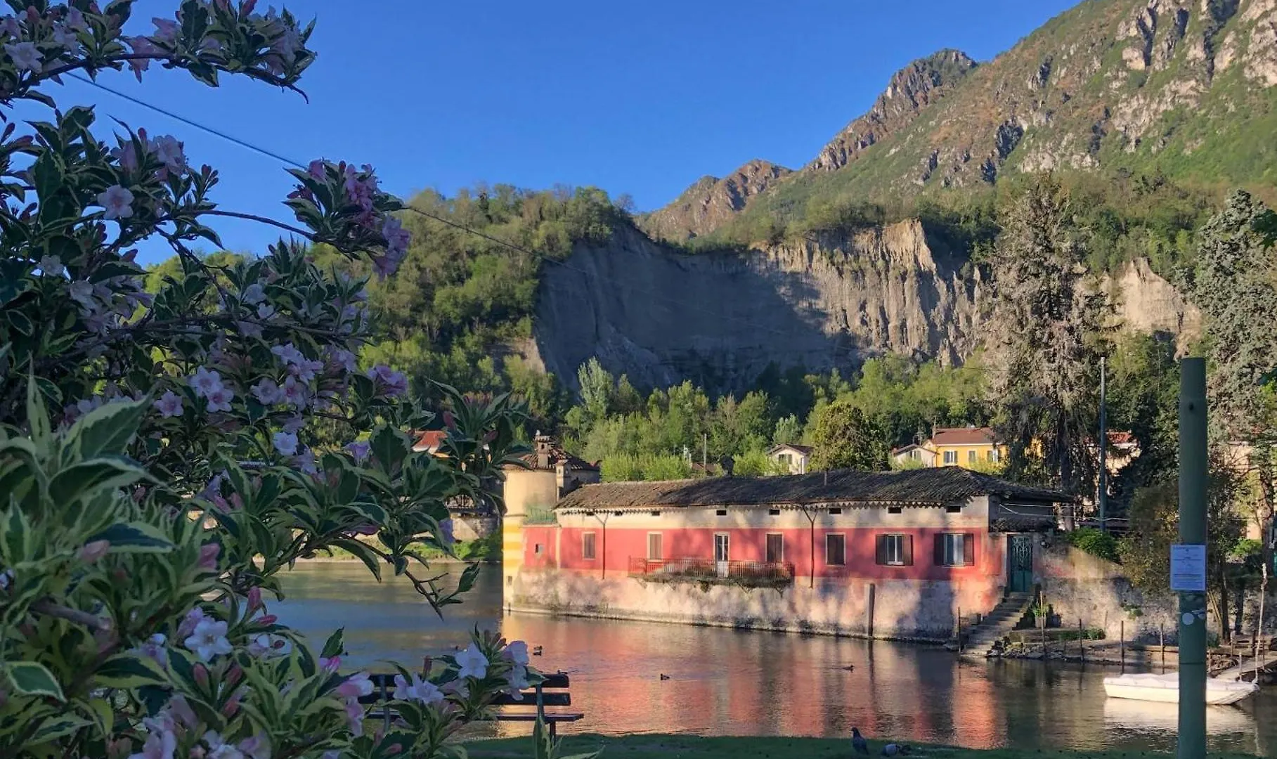 Welcomely - Ponte Vecchio Family Apartment Lecco Italy